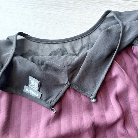 Torrid Black Purple Pleated Chiffon Lace Applique Bell Sleeve Blouse - Picture 13 of 16